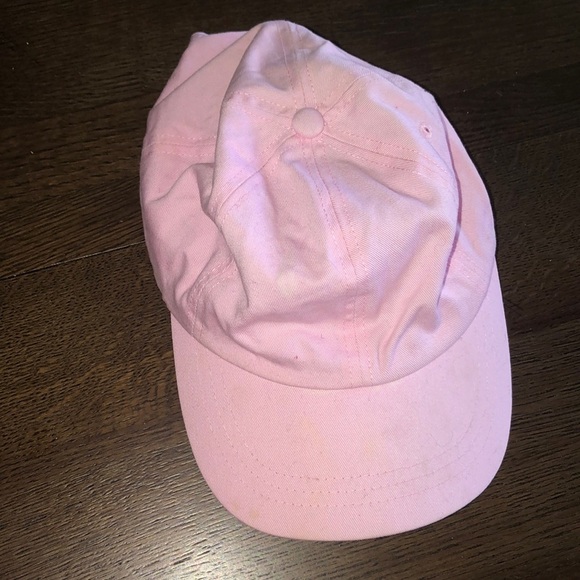 Accessories - Solid pink hat